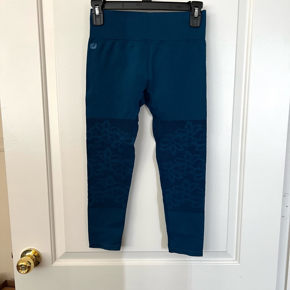 Leggings.